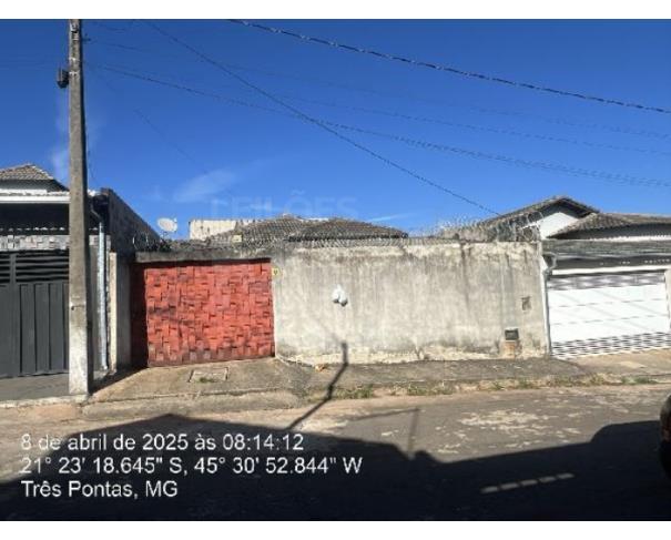 Foto de TRÊS PONTAS/MG — Casa com 2 quartos (F8444408541424)