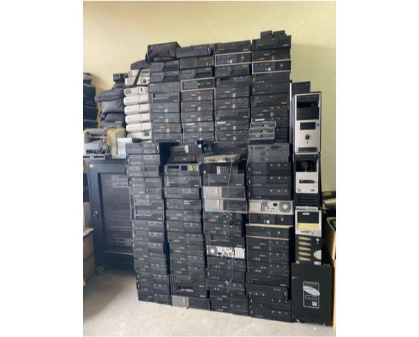 Foto de FLORIANÓPOLIS/SC - LOTE DE EQUIPAMENTOS DE INFORMÁTICA E ELETRÔNICOS