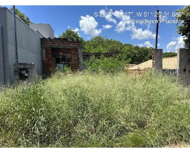 Foto de PRESIDENTE PRUDENTE/SP — Terreno com 126m² (F8444426272766)