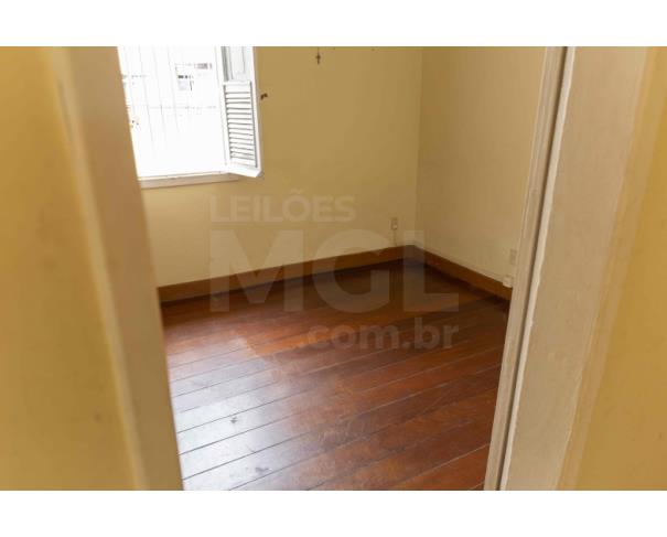Foto de ITAÚNA/MG - CASA NA RUA PROFESSOR FRANCISCO SANTIAGO - CENTRO 