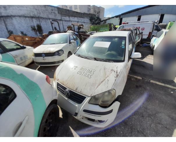 Foto de RIO DAS OSTRAS/RJ - VW POLO SEDAN 1.6