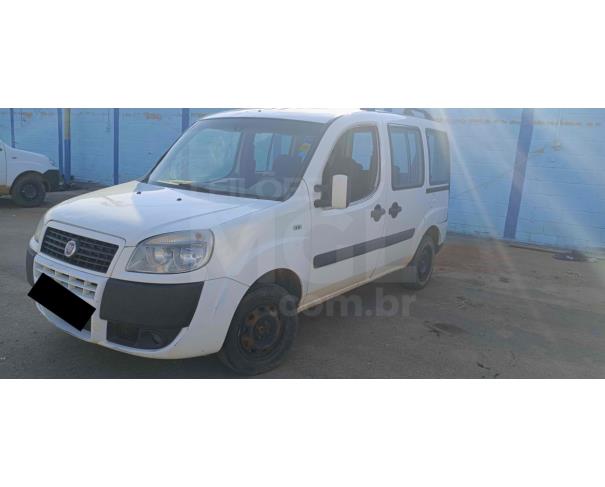 Foto de IBITURUNA/MG - Fiat/Doblo Attractiv 1.4, 2012/2013, FLEX 