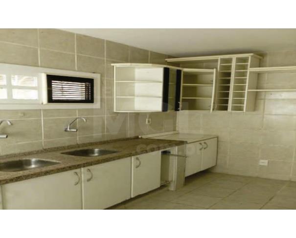 Foto de Fortaleza/CE – Casa com 04 quartos sendo 01 suíte no Condomínio Res. Cinco Estrelas – PA2124