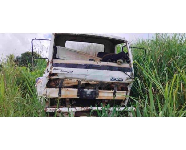Foto de NOVO HORIZONTE DO OESTE/RO - Caminhão VW 12.180, 2000/2000, DIESEL (SUCATA) 