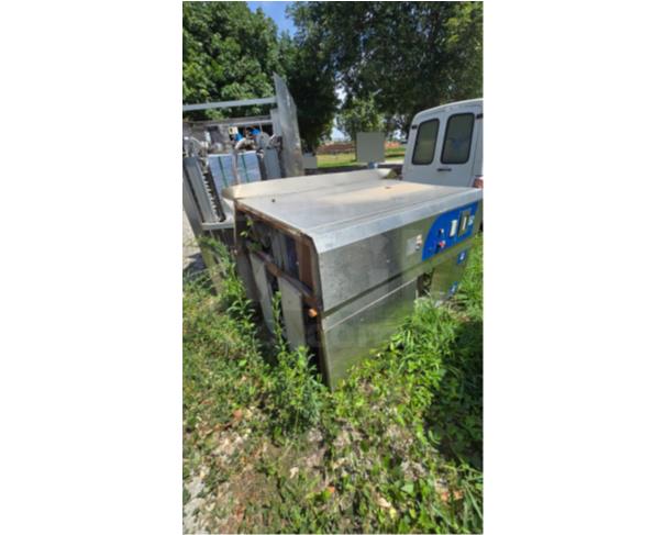 Foto de COCALZINHO DE GOIÁS/GO - Lote composto por 05 autoclaves em INOX Universal.