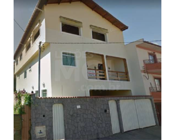 Foto de POUSO ALEGRE/MG — Casa 05 quartos, sendo 03 suítes no Centro