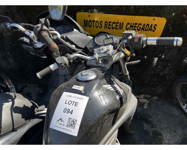 Foto de ANGRA DOS REIS/RJ-VEÍCULO CONSERVADO-HONDA/CB 300R-2010/2010