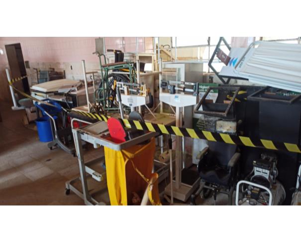 Foto de CAXAMBU/MG - Sucata de equipamentos de saúde