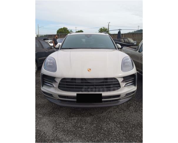 Foto de SENADOR CANEDO/GO - CIRCULÁVEL - PORSCHE MACAN - 2021/2021