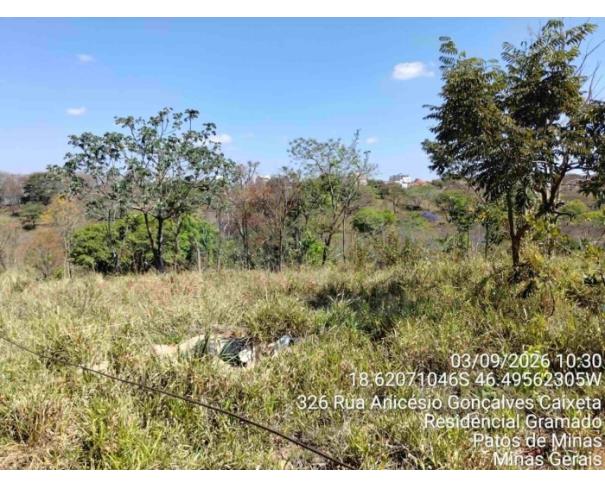 Foto de PATOS DE MINAS/MG - Lote 01 da Quadra 03, destinado a equipamento comunitário, com área de 3.920,39 m², localizado no Bairro Campos Elíseos