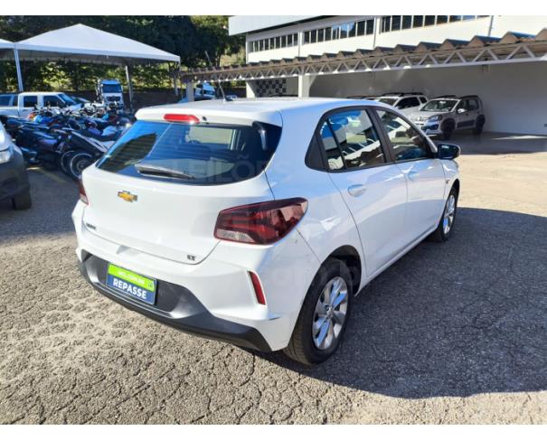 Foto de ITAÚNA/MG- CHEVROLET ONIX HATCH LT 1.0 12V FLEX 5P MEC 2022/2023  PA13291