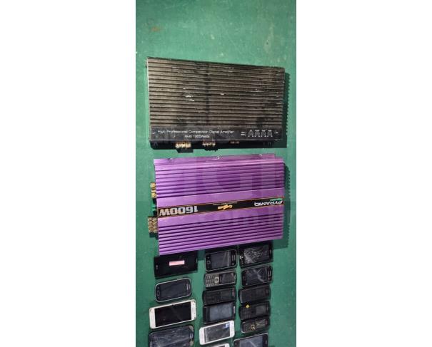 Foto de ITAÚNA/MG - LOTE COM 25 CELULARES 12 TELEFONES 2 POTENCIA DE SOM
