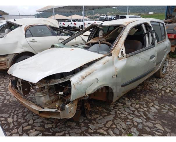 Foto de ITAÚNA/MG- RENAULT CLIO CAM1016VH 2010/2011 BAIXADO SUCATA- PA12510