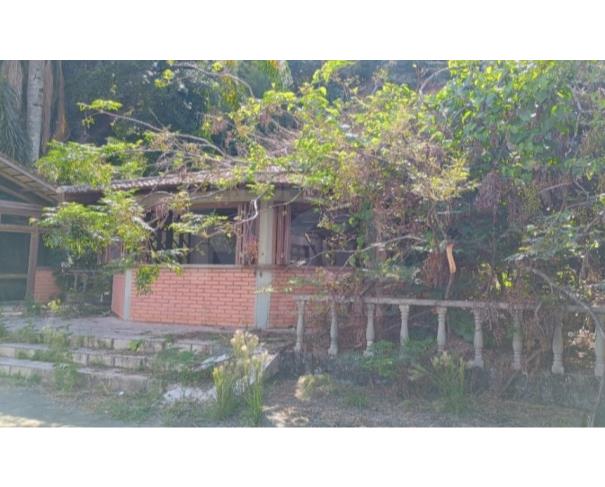 Foto de FLORIANÓPOLIS/SC - Terreno com 13.720,16m² (área construída estimada de 1.872,14m²) no bairro Estreito