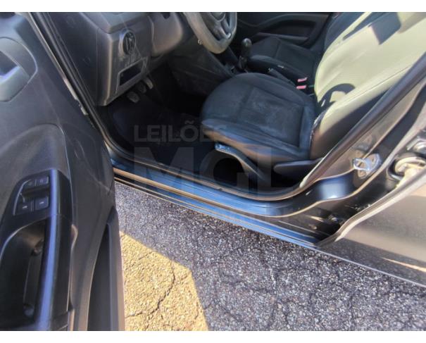 Foto de ITAÚNA/MG-VW NOVO VOYAGE TL MBV 2017/2017- PA12896