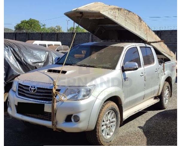 Foto de SENADOR CANEDO/GO - CIRCULÁVEL - TOYOTA HILUX CD4X4 SRV - 2012 E BARCO VENEZA 500  