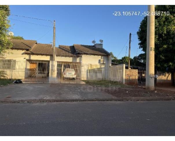 Foto de PARANAVAÍ/PR — Casa com 2 quartos e 1 vaga na garagem no bairro Jardim São Jorge