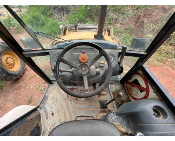Foto de VISCONDE DO RIO BRANCO/MG- Retroescavadeira JCB, modelo 3C.