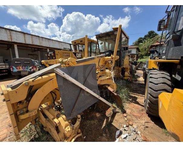 Foto de APIACÁ/ES - Motoniveladora Volvo Modelo G930