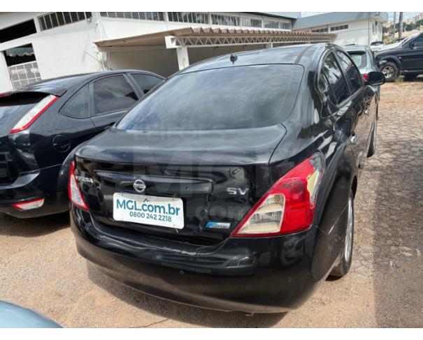 Foto de ITAÚNA/MG - NISSAN VERSA 16 SV - ANO: 2014/2014 - B1022