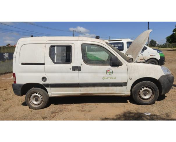 Foto de QUATIGUÁ/PR -  Peugeot PART Marimar Ambulância, 2018/2019