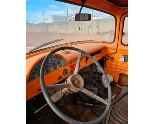 Foto de MONTE CARMELO/MG - Ford F350, 1961/1961