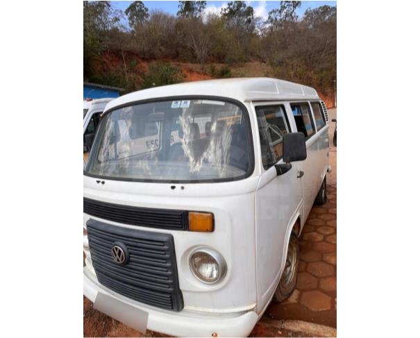 Foto de SÃO PEDRO DOS FERROS/MG - CARRO - VW Kombi Lotação, 2009/2010