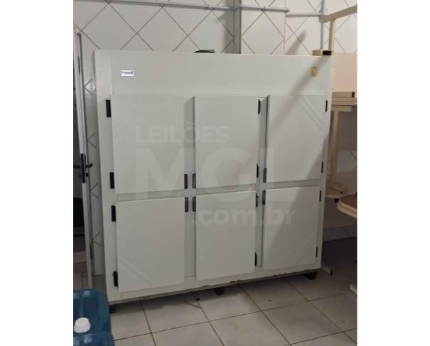 Foto de TUBARÃO/SC - LOTE DE MOBILIÁRIO, ELETRODOMÉSTICOS E EQUIPAMENTOS