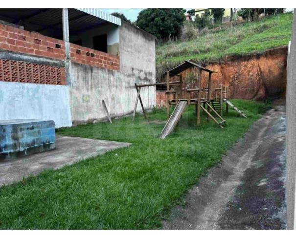 Foto de PIRAPETINGA/MG - Terreno urbano com 687,82m² no Bairro Santa Efigênia
