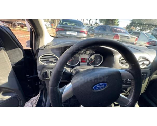 Foto de ITAÚNA/MG - FORD FOCUS HC - ANO 2013/2013 - SC1060