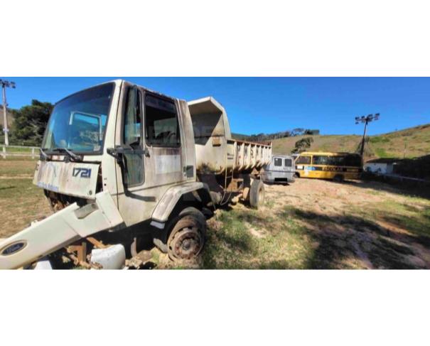 Foto de SANTA MARIA MADALENA/RJ - Caminhão Basculante Ford Cargo 1721, 2003/2003, DIESEL 