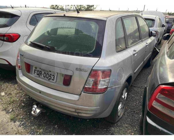 Foto de CAPIVARI/SP - VEÍCULO CONSERVADO - FIAT/STILO - 2004/2005