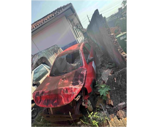 Foto de TEIXEIRÓPOLIS/GO - VW Gol 1.6, 2008/2009, FLEX, VERMELHA 