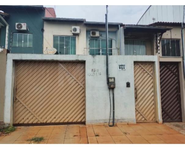 Foto de PARAUAPEBAS/PA — Casa com 3 quartos e 1 vaga na garagem
