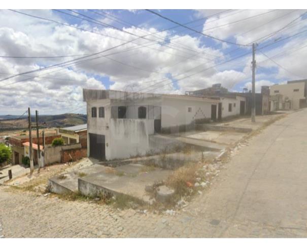 Foto de GARANHUNS/PE — Casa com 2 Quartos no Bairro Magno