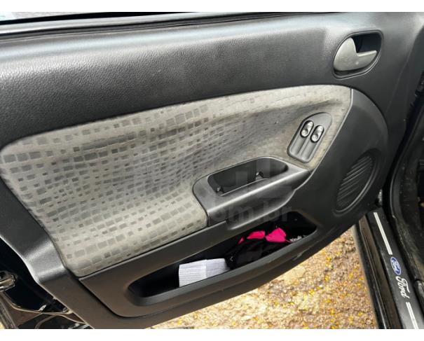 Foto de ITAÚNA/MG- FORD FIESTA SEDAN 1.6 FLEX 2010/2011- PA12763