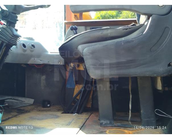 Foto de CONTAGEM/MG - PÁ CARREGADEIRA VOLVO MODELO L500 - PA13036