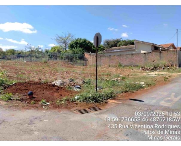 Foto de PATOS DE MINAS/MG - Lote urbano com área de 1.699,76 m², localizado no bairro de Jardim Panorâmico 