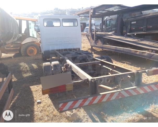 Foto de ITAÚNA/MG - CAMINHÃO - MERCEDES-BENZ 710/ 710 Plus 2p (diesel) 2004/2004