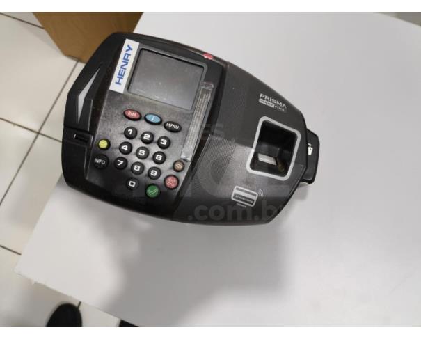 Foto de GUARANTÃ/SP - Teclados, relógio de ponto, radio, aspirador de pó, carteiras