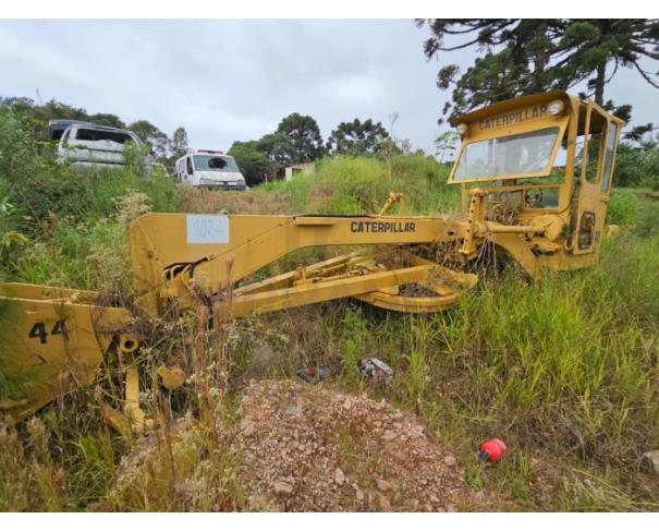 Foto de CASTRO/PR -  Motoniveladora Caterpillar, modelo 140B