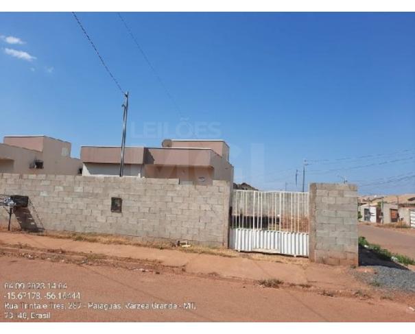 Foto de VÁRZEA GRANDE/MT — Casa com 2 quartos e 1 vaga na garagem no bairro Paiaguás.