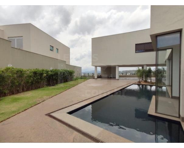Foto de NOVA LIMA/MG – Casa com a área de 928,29m², situada em Alphaville Lagoa dos Ingleses Fase II
