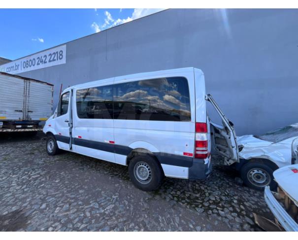 Foto de ITAÚNA/MG- VAN MERCEDES BENZ 415 CDI  SPRINTER M 16 LUGARES 2019/2019 -PA12354