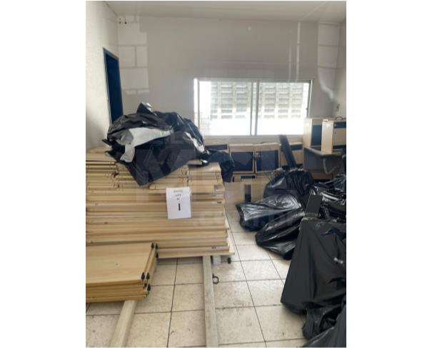 Foto de FORTALEZA/CE - Móveis e Placas de Sinalização
