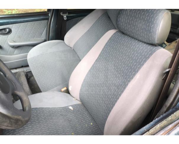 Foto de ITAÚNA/MG- FIAT PALIO  YOUNG 2001/2001 BAIXADO/SUCATA- PA12788