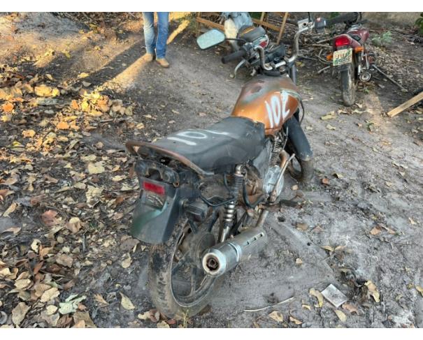 Foto de ARAGUAPAZ/GO - Motocicleta YAMAHA YBR 125K - PARA RETIRADA DE PEÇAS