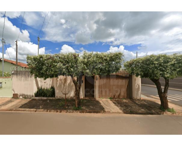 Conceição das alagoas/mg — casa com 3 quartos no bairro josé borges de sene. casas em leilão | mgl leilões