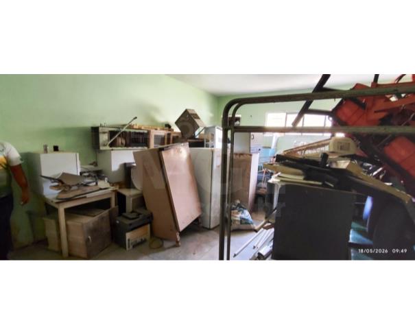 Foto de SENADOR POMPEU/CE - Lote de Geladeiras, Mesas, Ventiladores e entre outros
