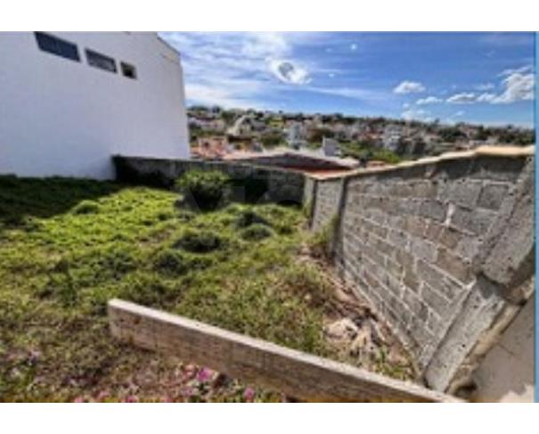 Foto de ARCOS/MG - TERRENO DE 210,00m² NO BAIRRO MACEDOS 